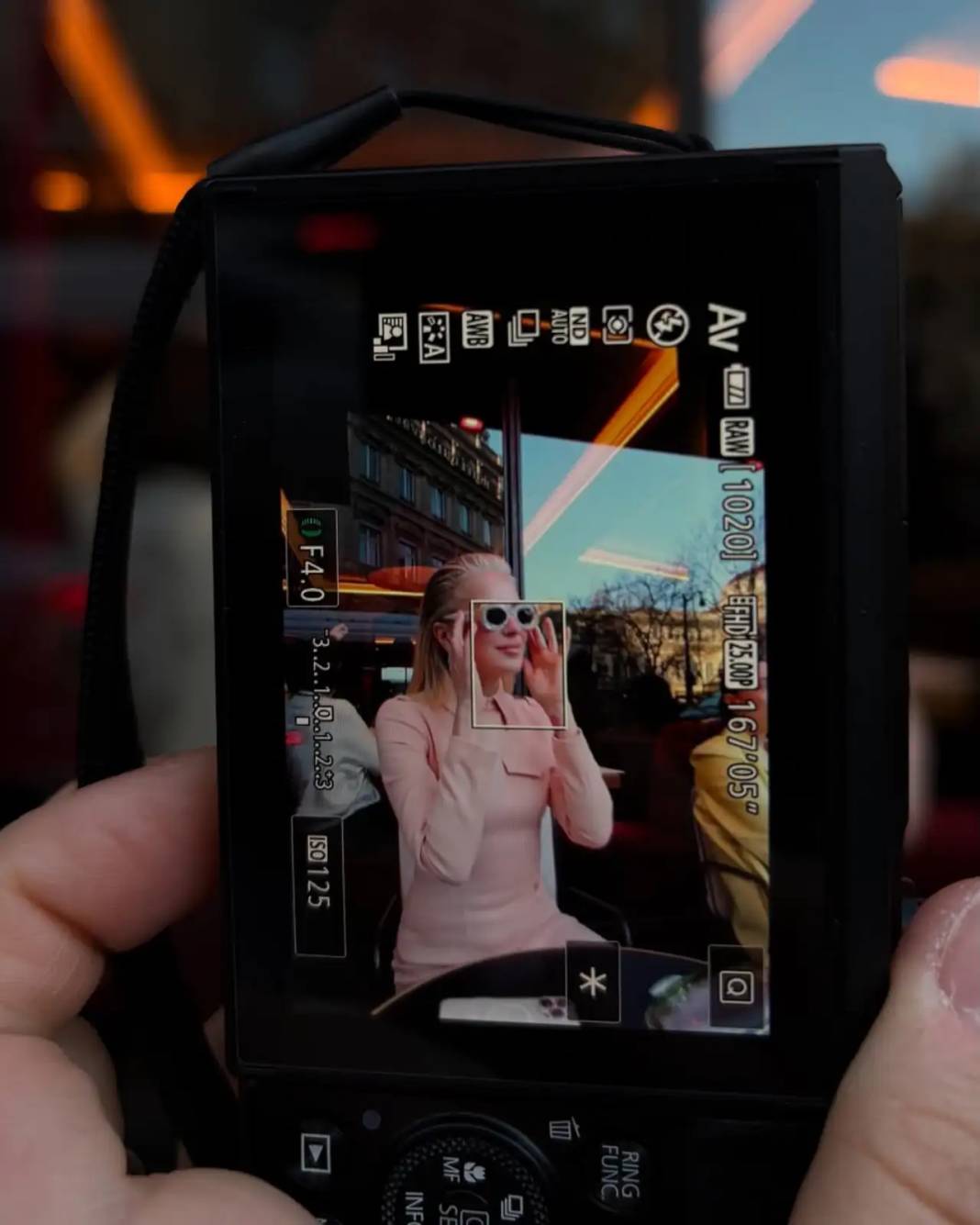 Burcu Esmersoy Eşini Yanlışlıkla İfşa Etti 4